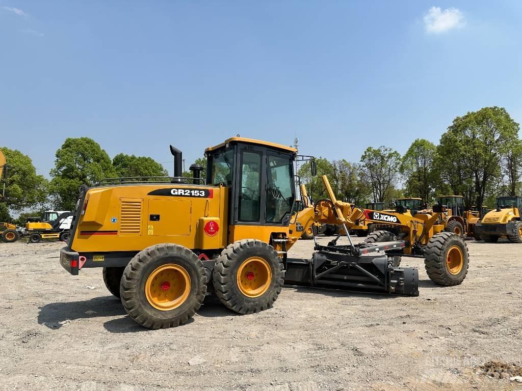 XCMG GR2153 モーターグレーダー