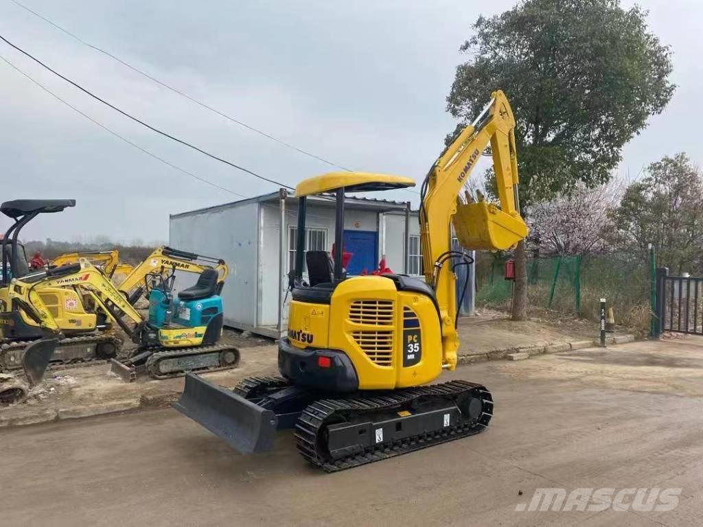 Komatsu PC 35 ミニ油圧ショベル 7t以下（ミニユンボ・ミニディガー）
