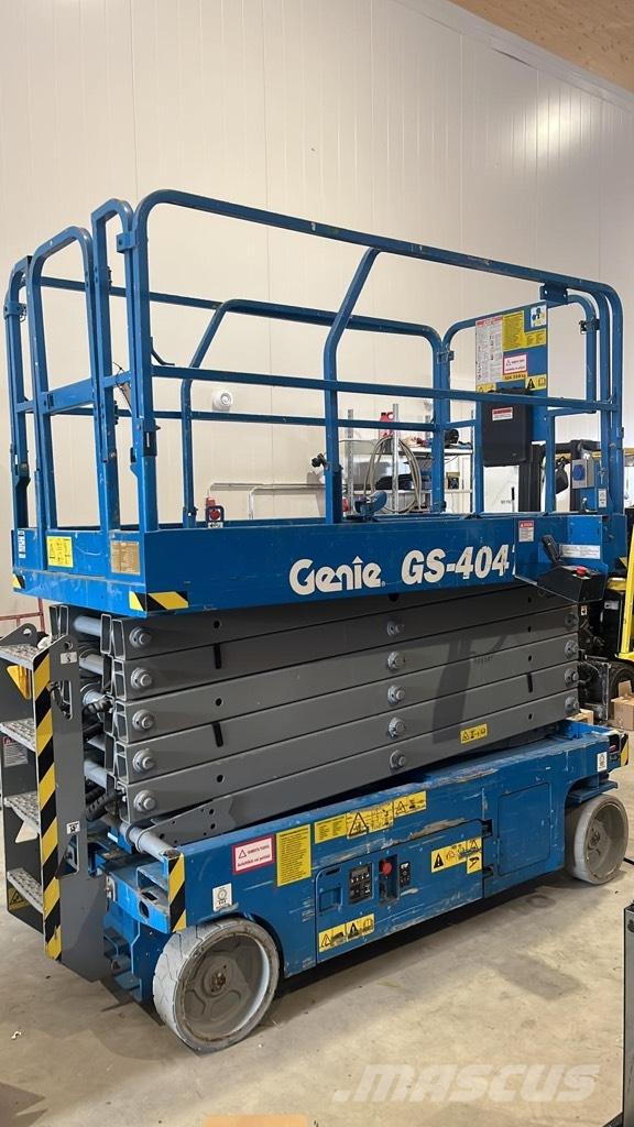 Genie GS 4047 シザースリフト