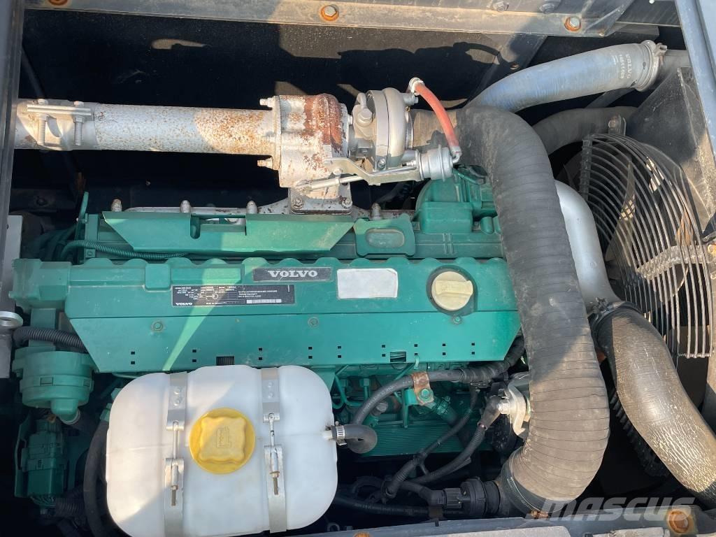 Volvo EC 210 大型油圧ショベル12t以上（パワーショベル・ユンボ）