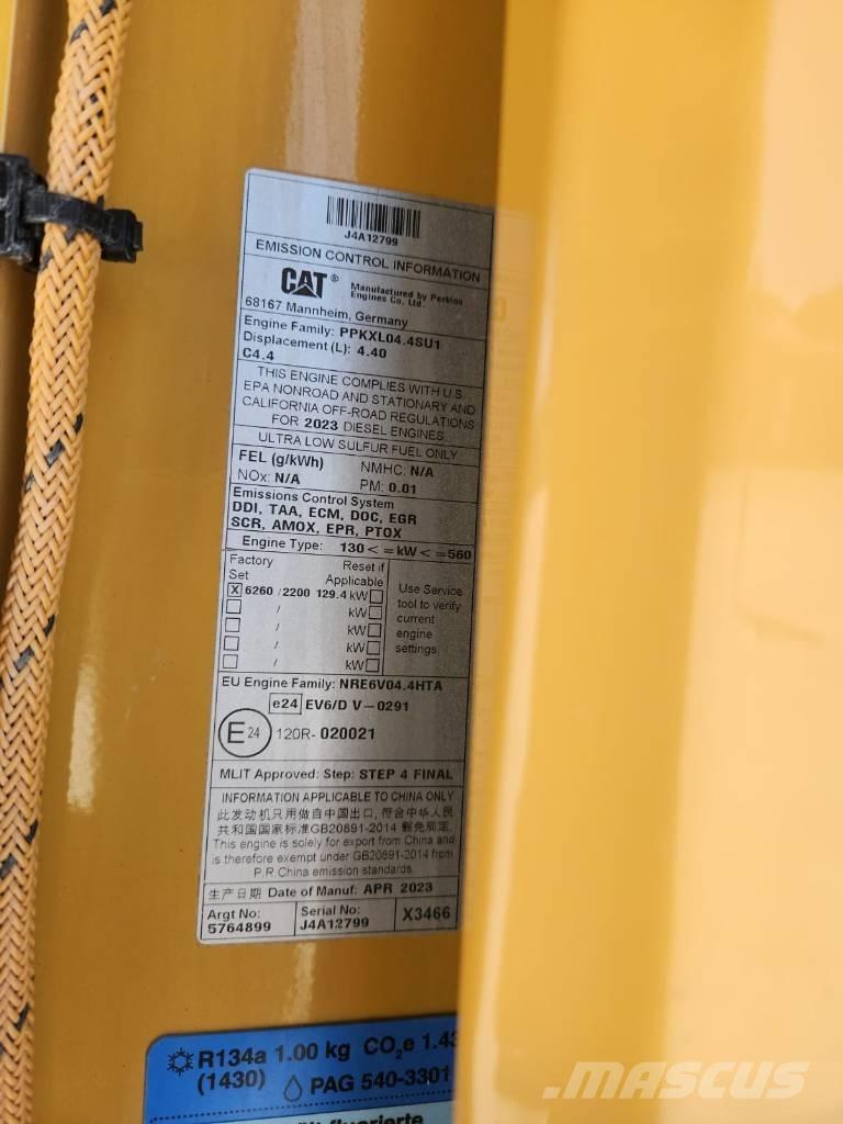 CAT M 318 ホイール式油圧ショベル（パワーショベル・ユンボ・バックホー）