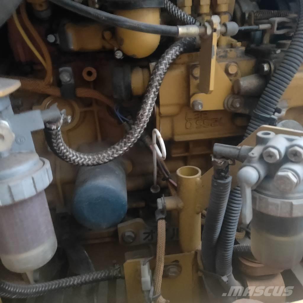 CAT 302CR ミニ油圧ショベル 7t以下（ミニユンボ・ミニディガー）