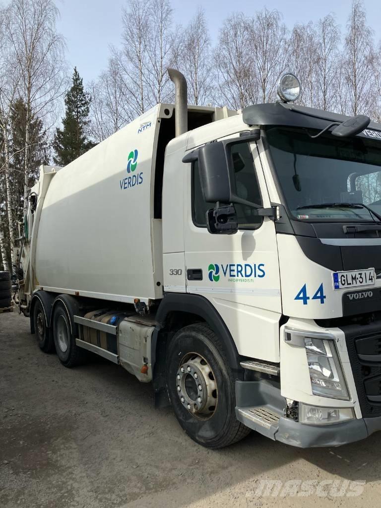 Volvo FM 330 塵芥車、パッカー車