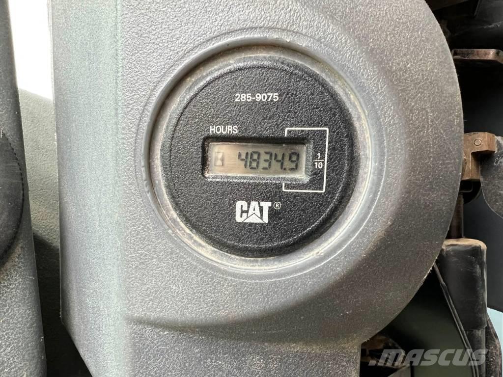 CAT CP74 振動ローラ
