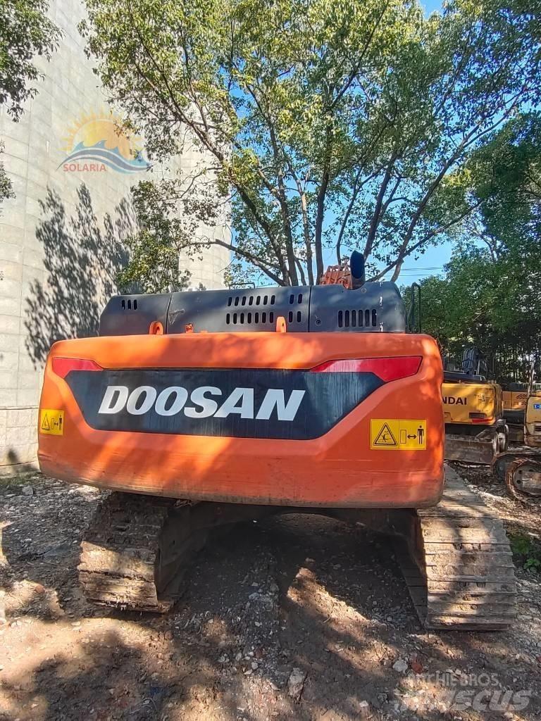 Doosan DX 300 LC 大型油圧ショベル12t以上（パワーショベル・ユンボ）