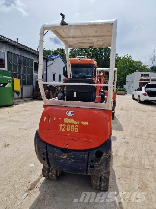 Kubota KX 36-3 ミニ油圧ショベル 7t以下（ミニユンボ・ミニディガー）