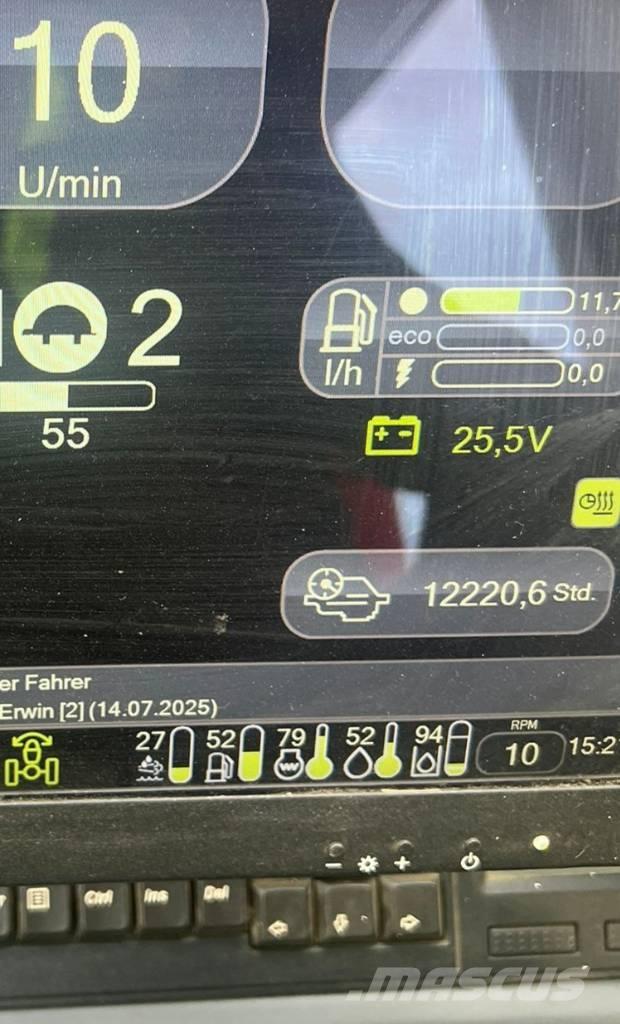 Komatsu 855 フォワーダー