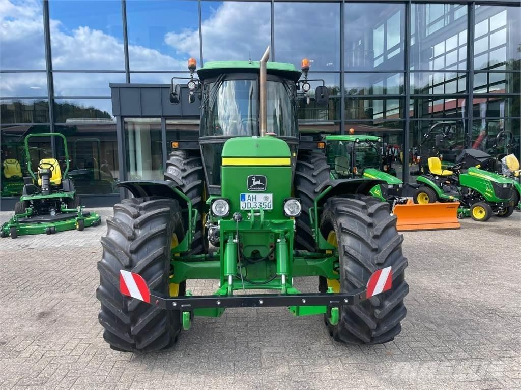John Deere 3350 トラクター