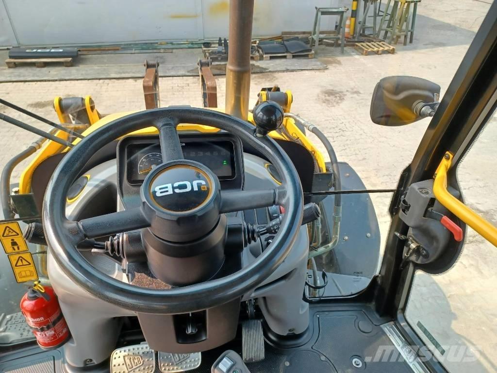 JCB 3CX PLUS AEC バックホーローダー