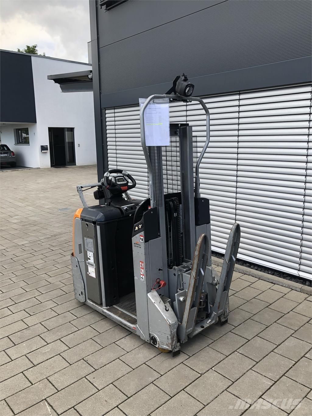 Still LTX FF 05 トーイングトラック