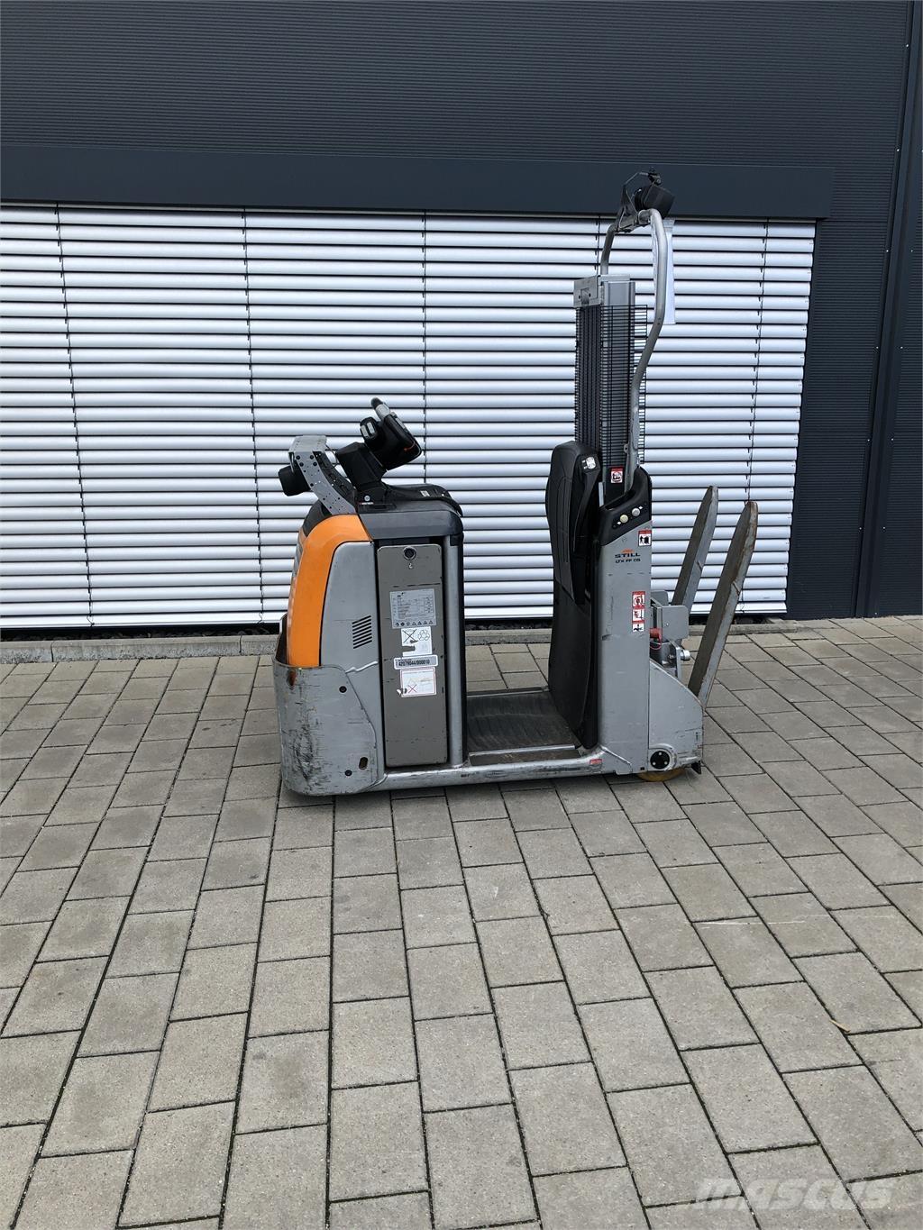 Still LTX FF 05 トーイングトラック