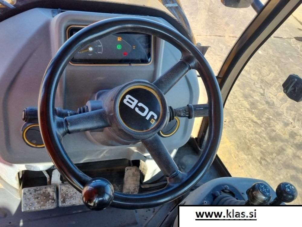 JCB 3cx compact バックホーローダー