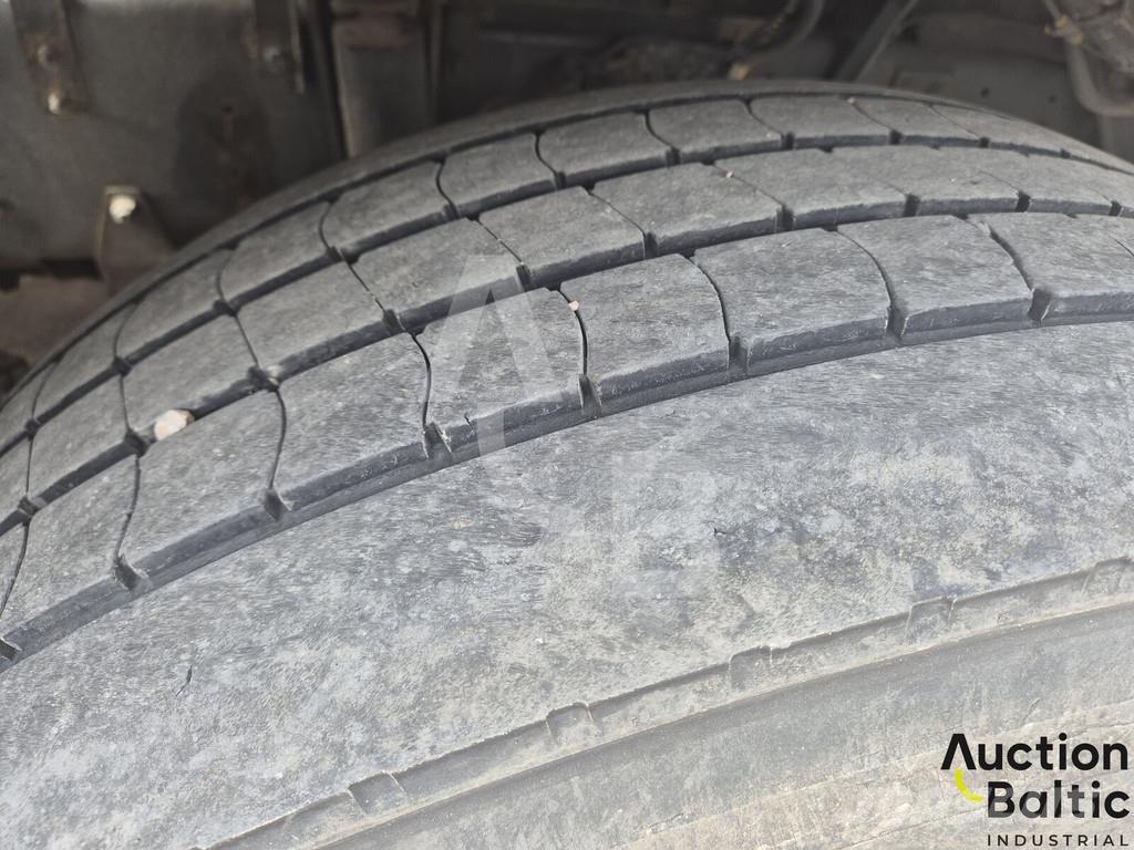 DAF FT460XF 中古トラクターヘッド | トレーラーヘッド