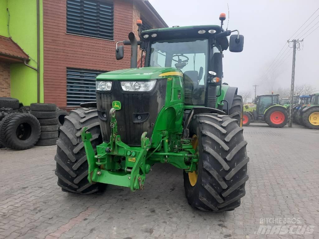 John Deere 7200 R トラクター