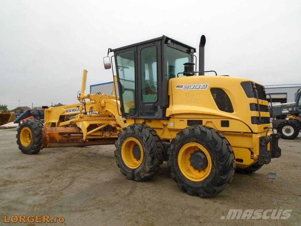 New Holland RG 200B モーターグレーダー