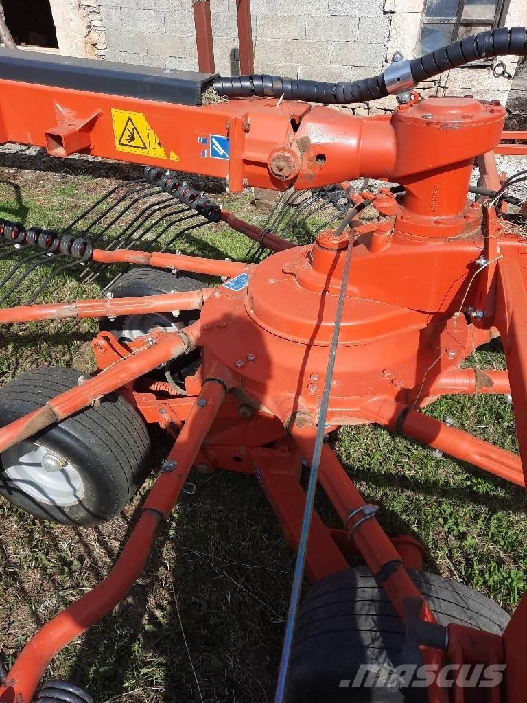 Kuhn GA6632 ウィンドローア/レーキ