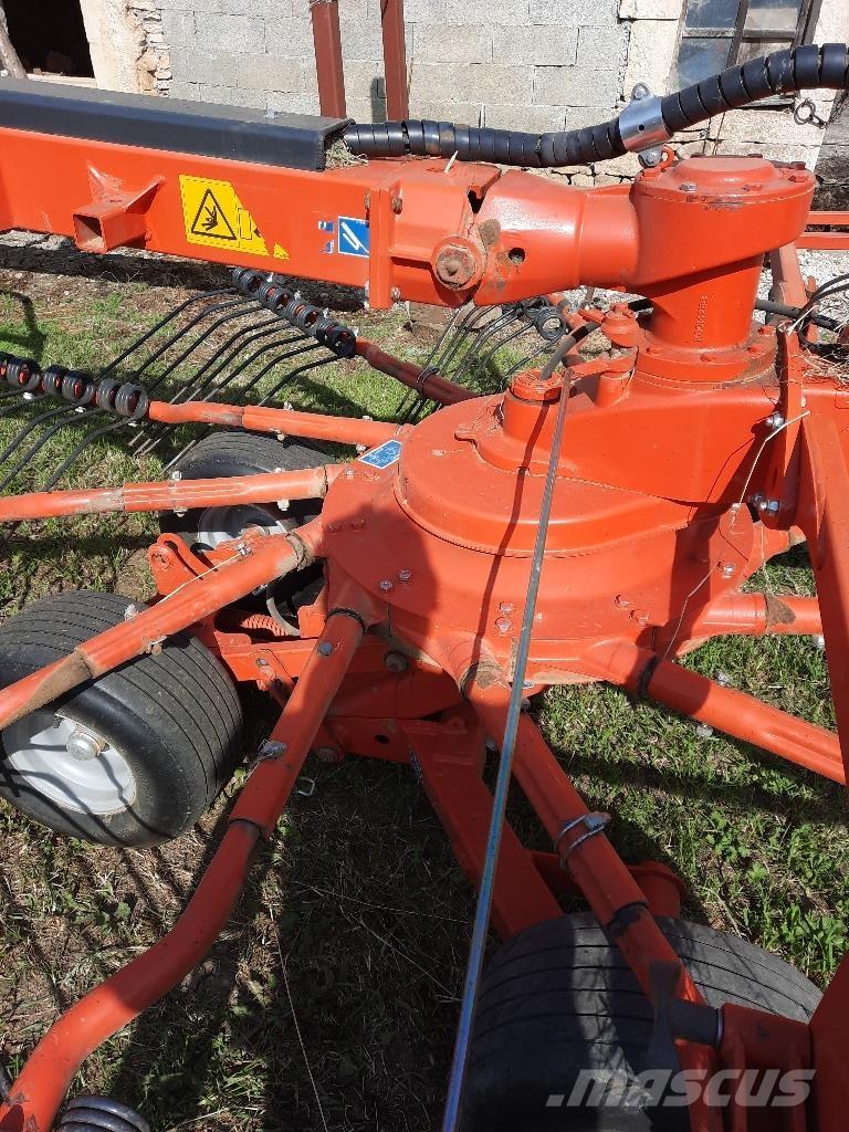 Kuhn GA6632 ウィンドローア/レーキ