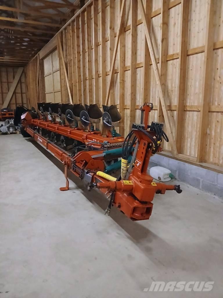 Kverneland PB100-8 リバーシブルプラウ