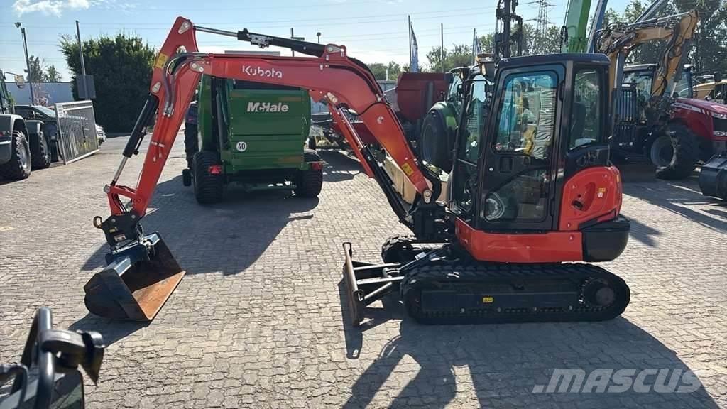 Kubota KX042-4 ミニ油圧ショベル 7t以下（ミニユンボ・ミニディガー）