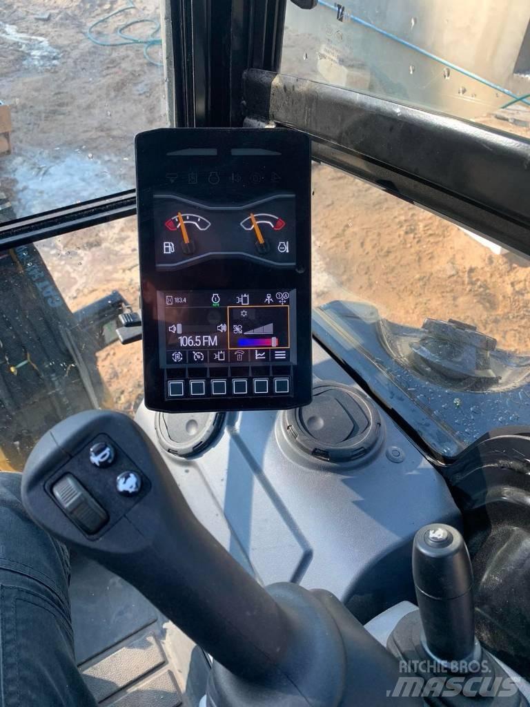 CAT 302.7 D CR ミニ油圧ショベル 7t以下（ミニユンボ・ミニディガー）