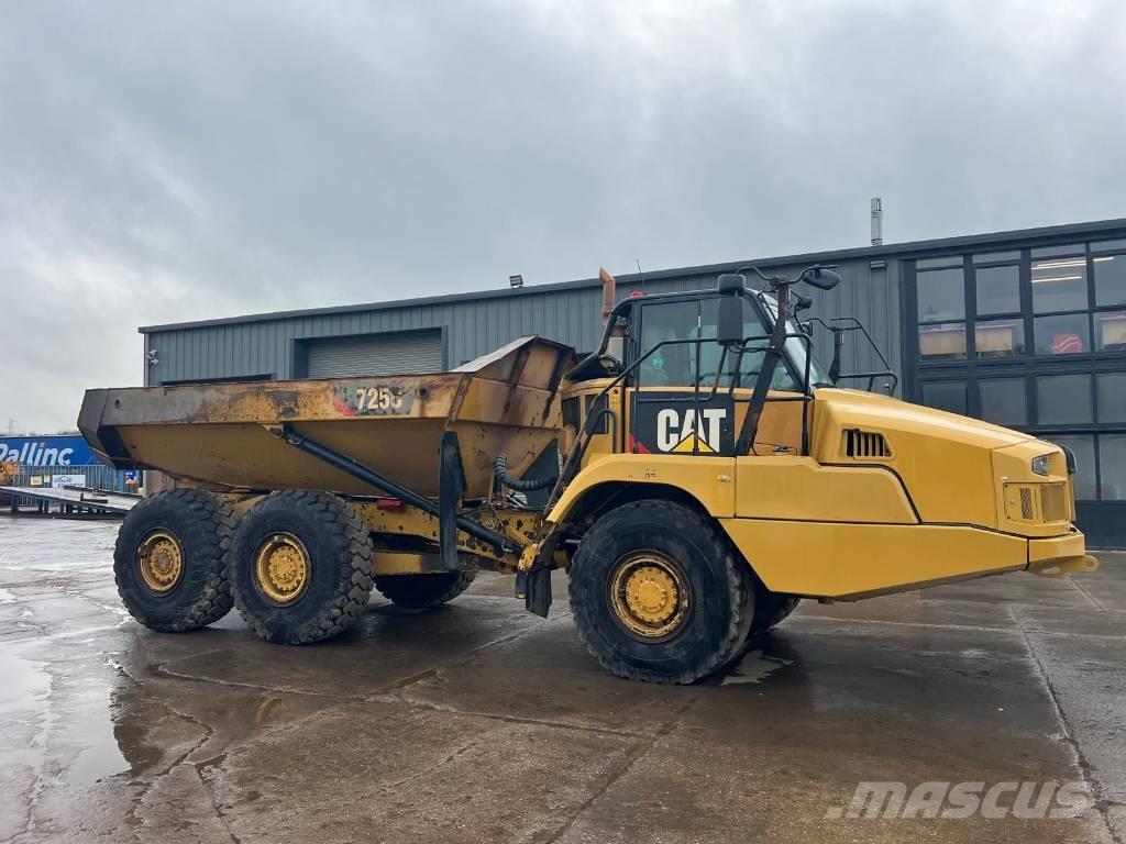 CAT 725 C アーティキュレート式ダンプトラック