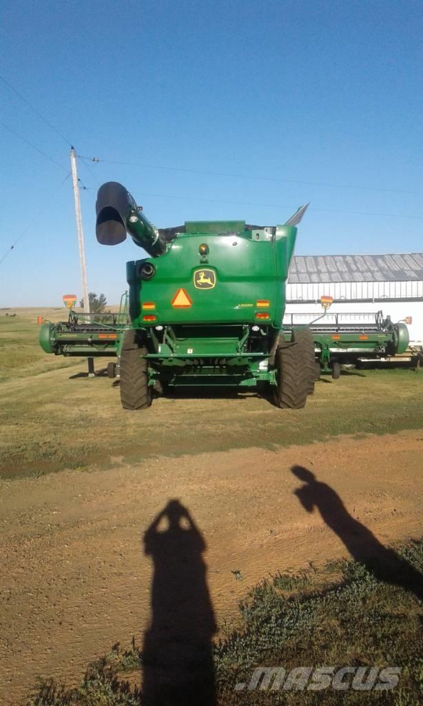 John Deere S 670 コンバイン