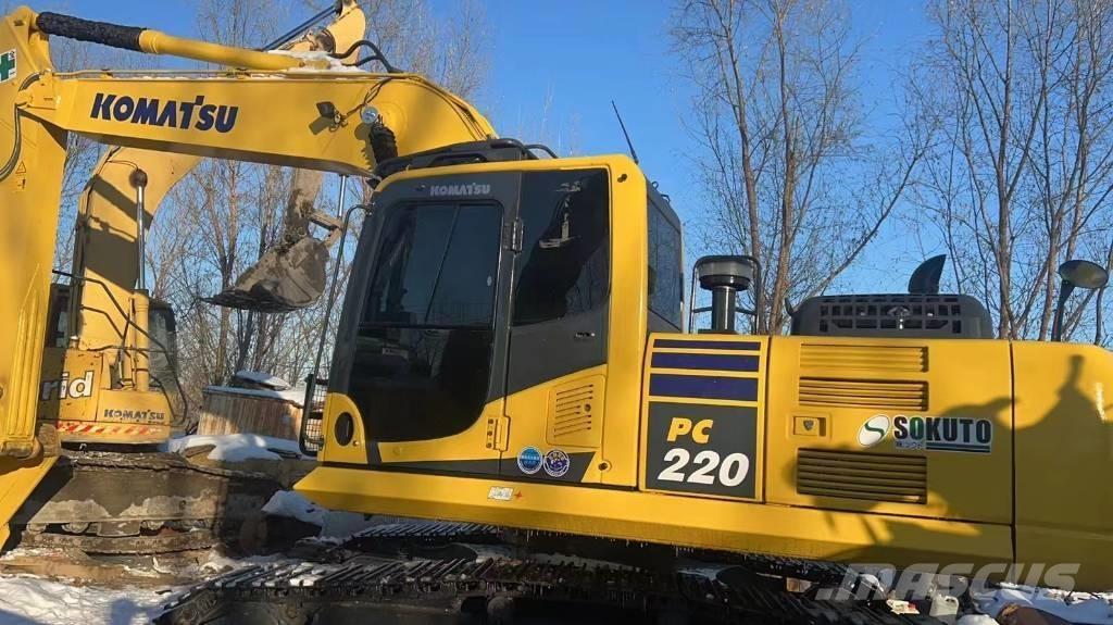 Komatsu PC 220-8 大型油圧ショベル12t以上（パワーショベル・ユンボ）