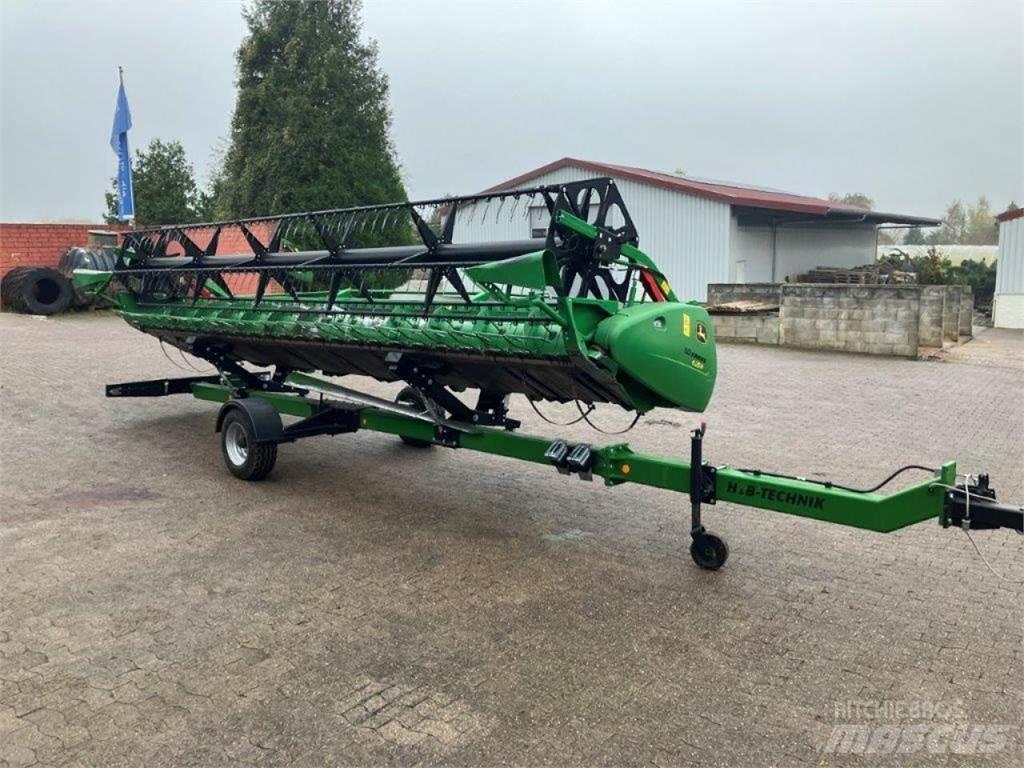 John Deere T560 コンバイン