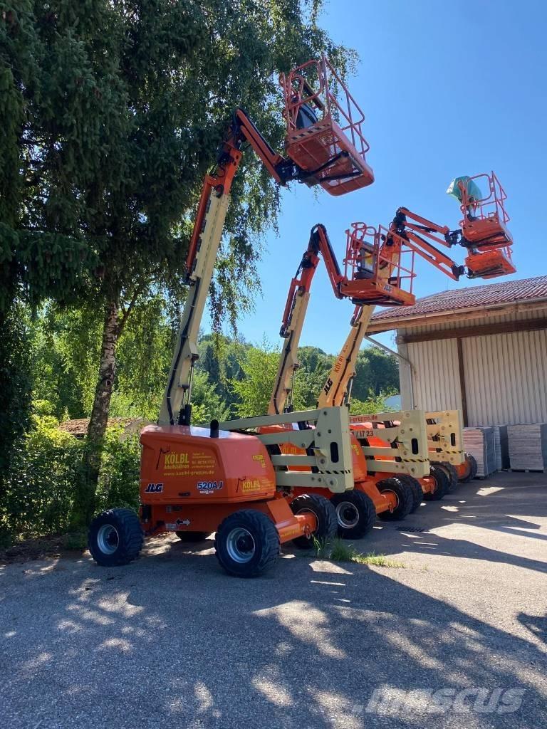 JLG 520 AJ ブームリフト　屈伸型