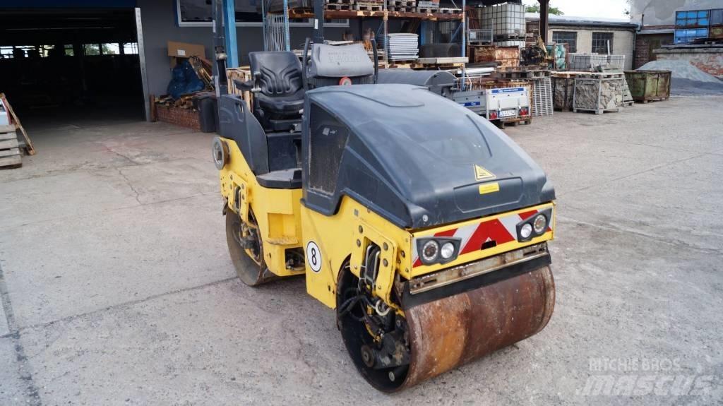 Bomag BW 100 AD-5 タンデムローラ