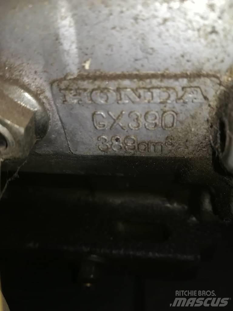 Honda ECT 10 ガソリン発電機