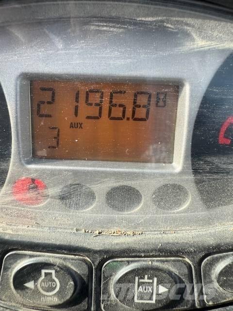 Bobcat E 35 ミニ油圧ショベル 7t以下（ミニユンボ・ミニディガー）