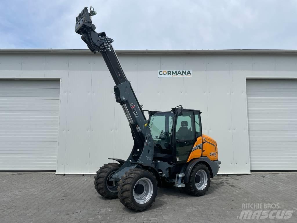 GiANT g5000 多目的ローダー