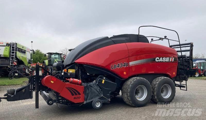 Case IH LB434R スクエアベーラー