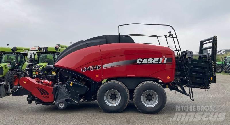 Case IH LB434R スクエアベーラー