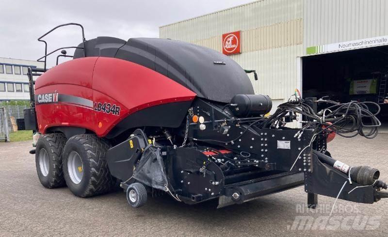Case IH LB434R スクエアベーラー