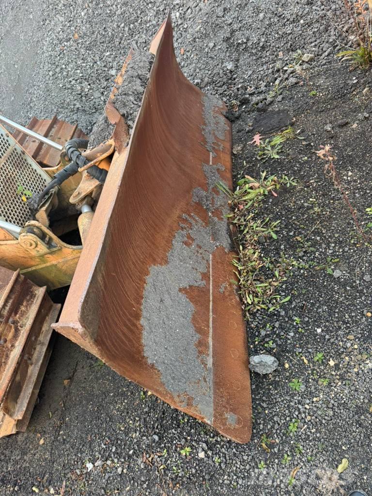 CASE 1150 E ブルドーザー