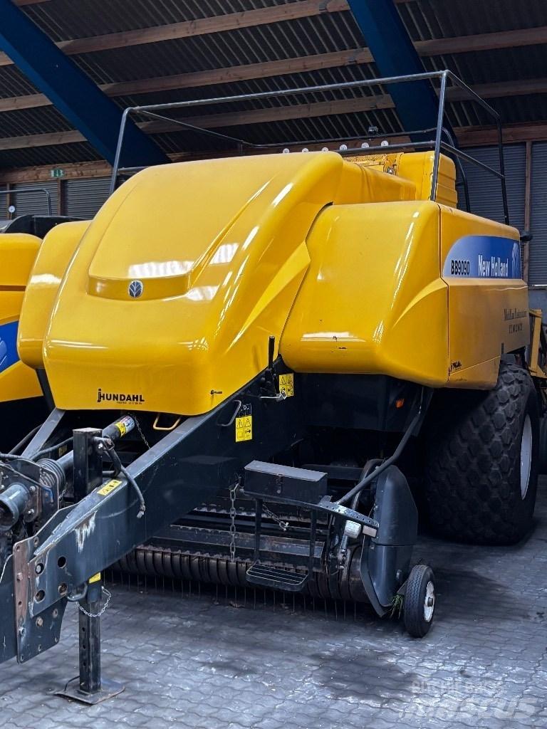 New Holland BB 9090 スクエアベーラー