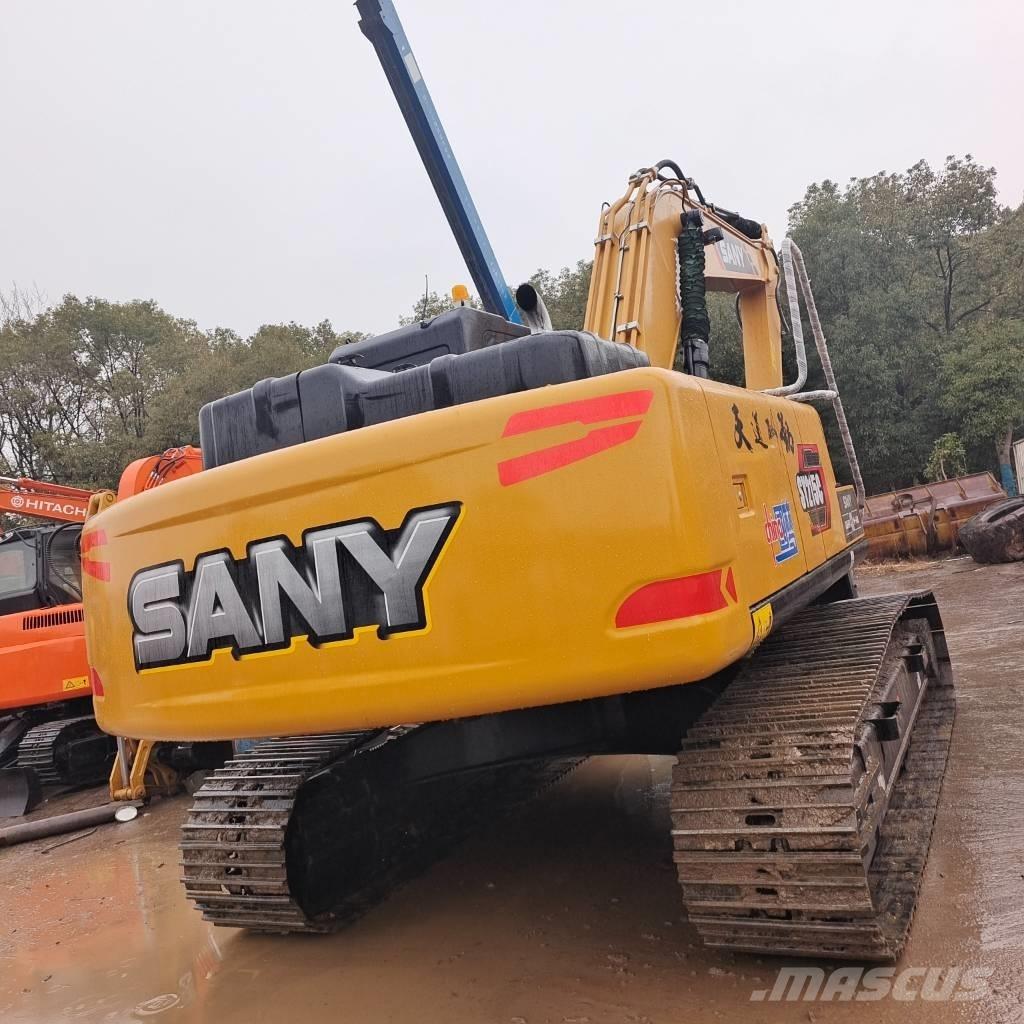 Sany SY 215 C-9 大型油圧ショベル12t以上（パワーショベル・ユンボ）