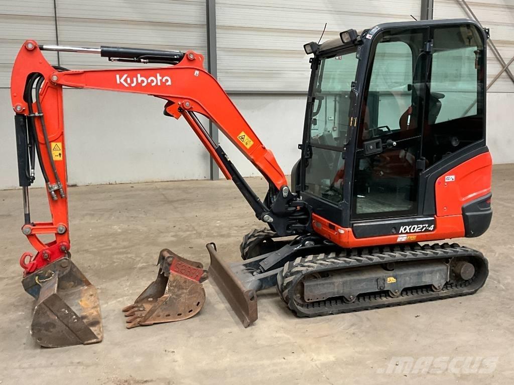 Kubota KX 027-4 HI ミニ油圧ショベル 7t以下（ミニユンボ・ミニディガー）