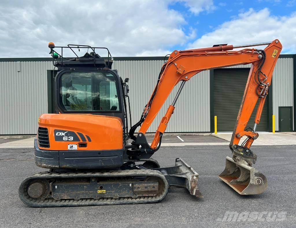 Doosan DX63-3 大型油圧ショベル12t以上（パワーショベル・ユンボ）