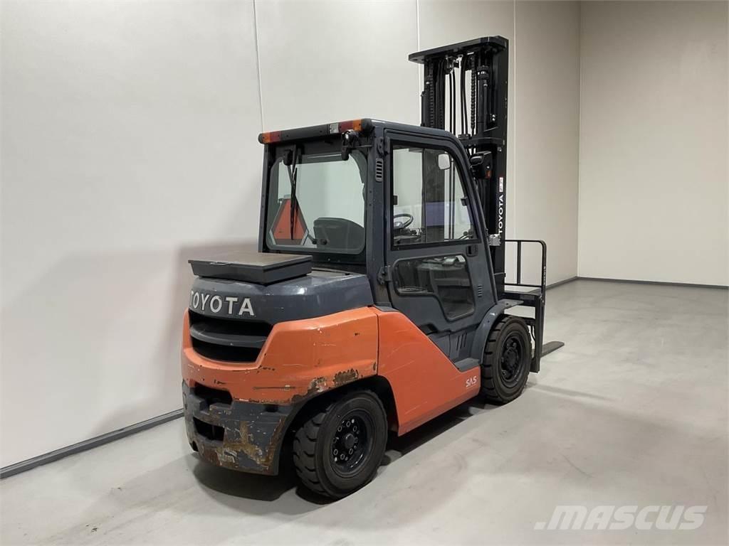 Toyota 40-8FD40N ディーゼル・軽油