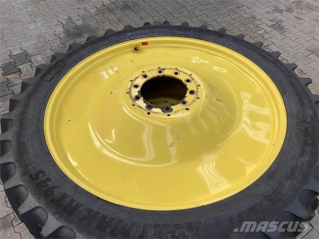 BKT 320/90R54 タイヤ、ホイル、リム