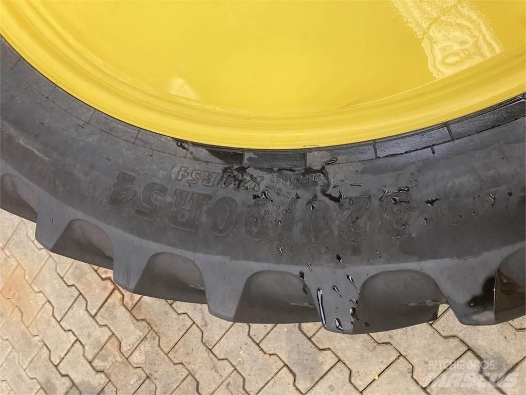 BKT 320/90R54 タイヤ、ホイル、リム