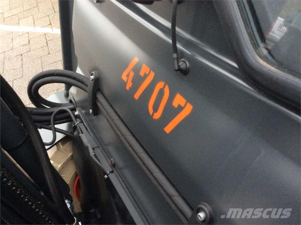 Linde E30 バッテリーフォークリフト