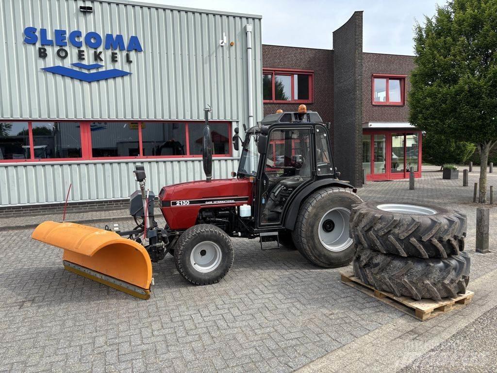 Case IH IH 2130 トラクター