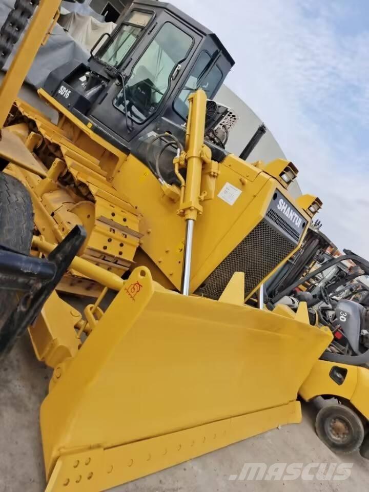 Shantui SD 16 ブルドーザー