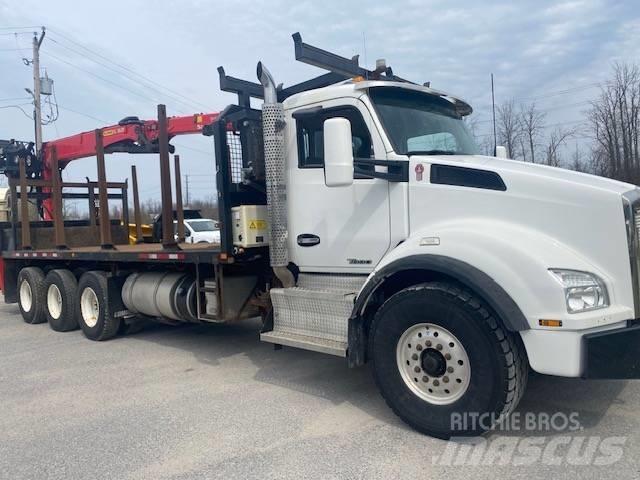 Kenworth T 880 木材トラック