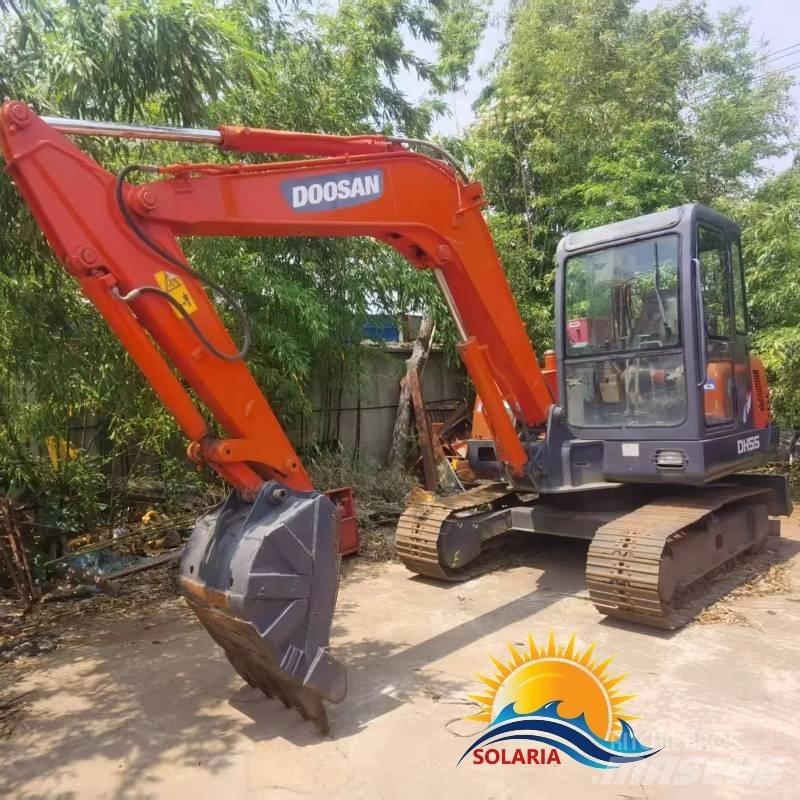 Doosan DH 55 ミニ油圧ショベル 7t以下（ミニユンボ・ミニディガー）