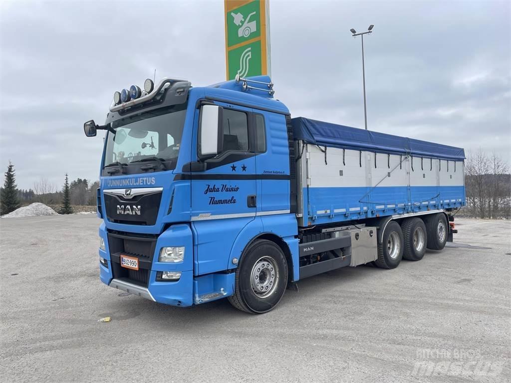 MAN TGX 35.560 農場／穀物運搬用トラック